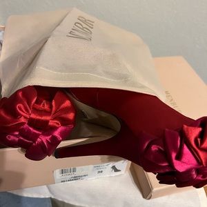 Women shoes size 39 - designer is Menbur - brand new